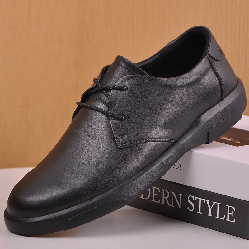 Large size casual men's leather shoes, top-layer genuine leather, soft sole, comfortable, smooth surface, lace-up, for wide feet