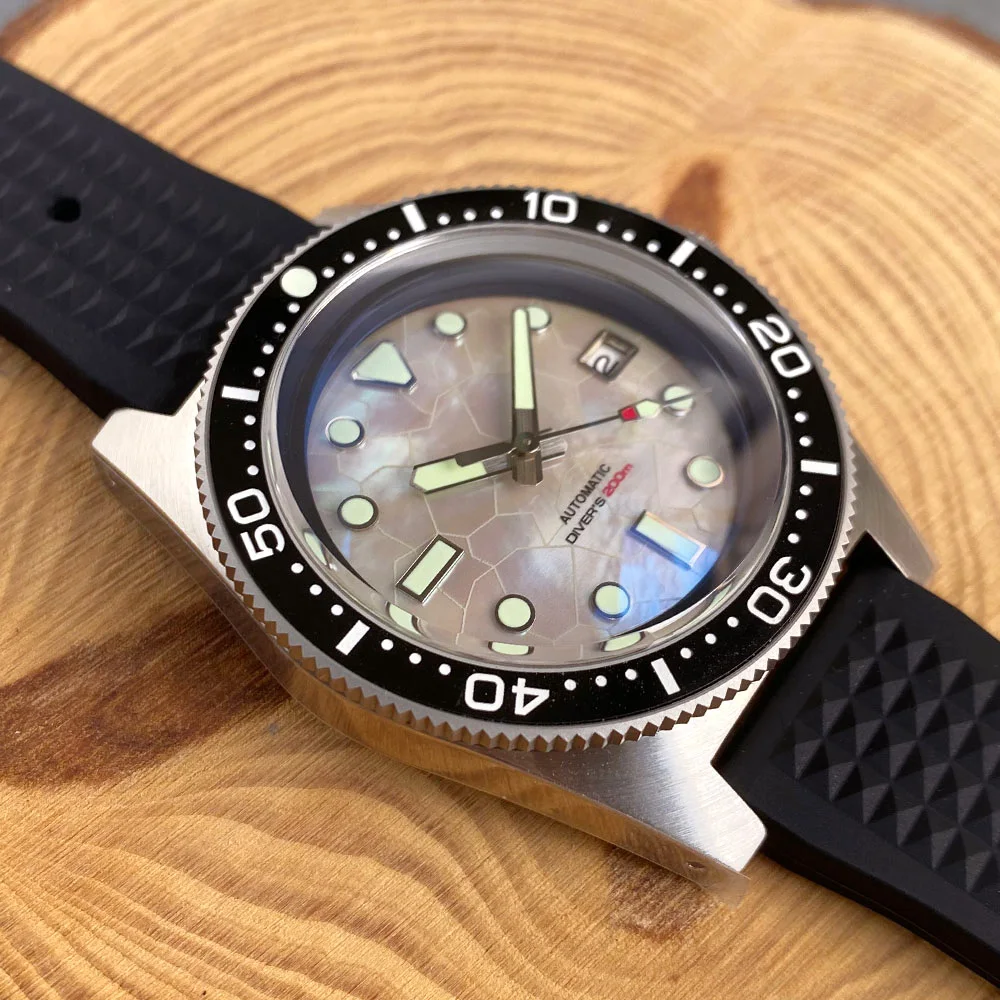 62mas Diving Steel Mechanical Men Watch NH35AA movt MOP Dial Dome Sapphire Crystal 120 Click Bezel  Ceramic Bezel Black Chapter