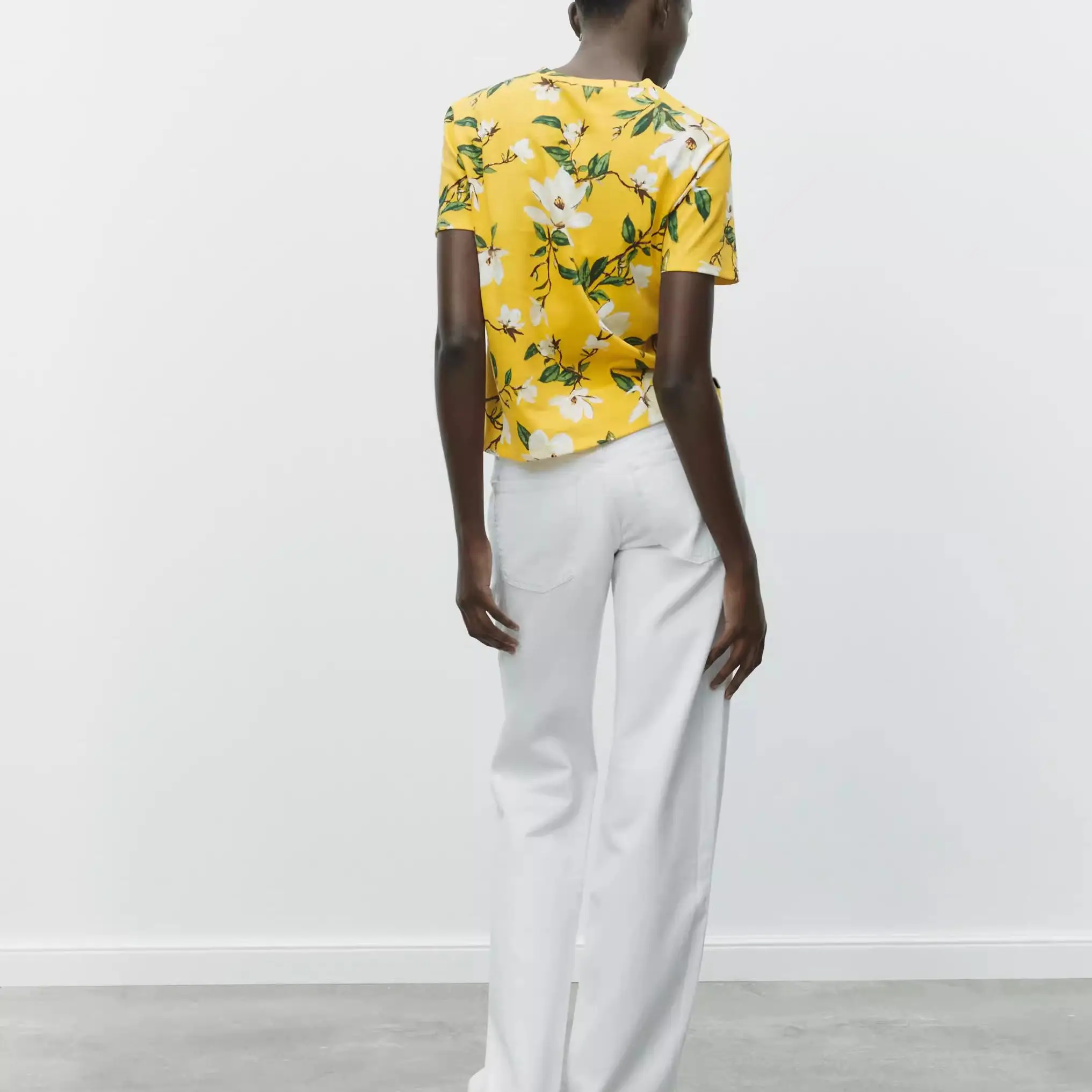 قميص نسائي جديد للصيف بقصة ضيقة وياقة مستديرة وأكمام قصيرة، مصنوع من مواد مختلطة مع طباعة زهور، مناسب للارتداء اليومي والعمل #4