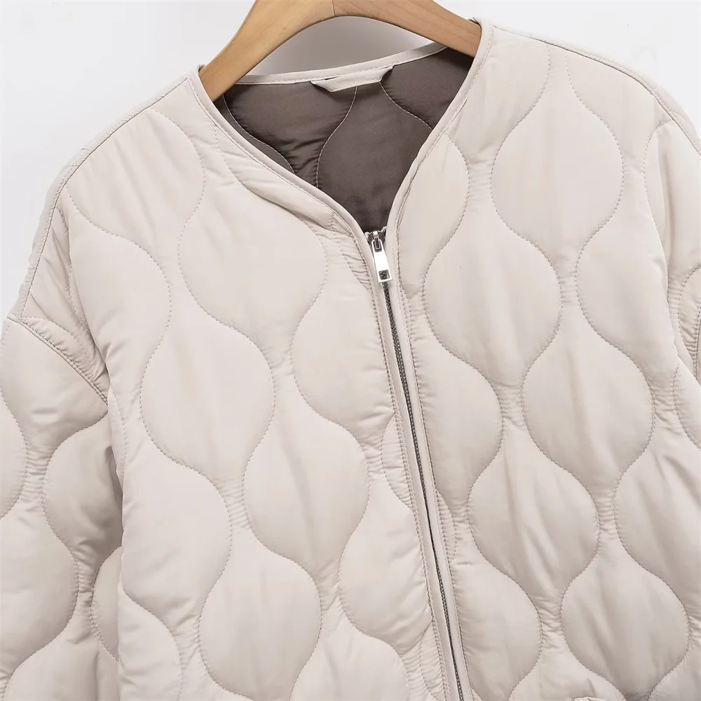 سترة نسائية قطنية مريحة بأكمام طويلة وبسيطة مع جيوب فضفاضة وديكور علوي دافئ