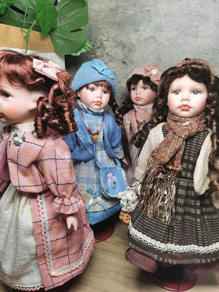 

Cute European Ceramic Doll Creative Home Bedroom Living Room Office Birthday Valentine's Day Best Gift (height About 41 Cm)