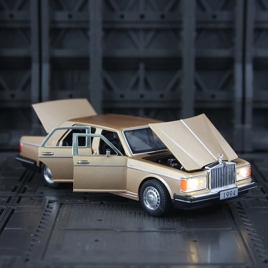 1:32 Simulação Rolls Royce Pingente de modelo de carro em liga de pico prateado, portas e tampa do motor, porta-malas pode abrir, som e luz