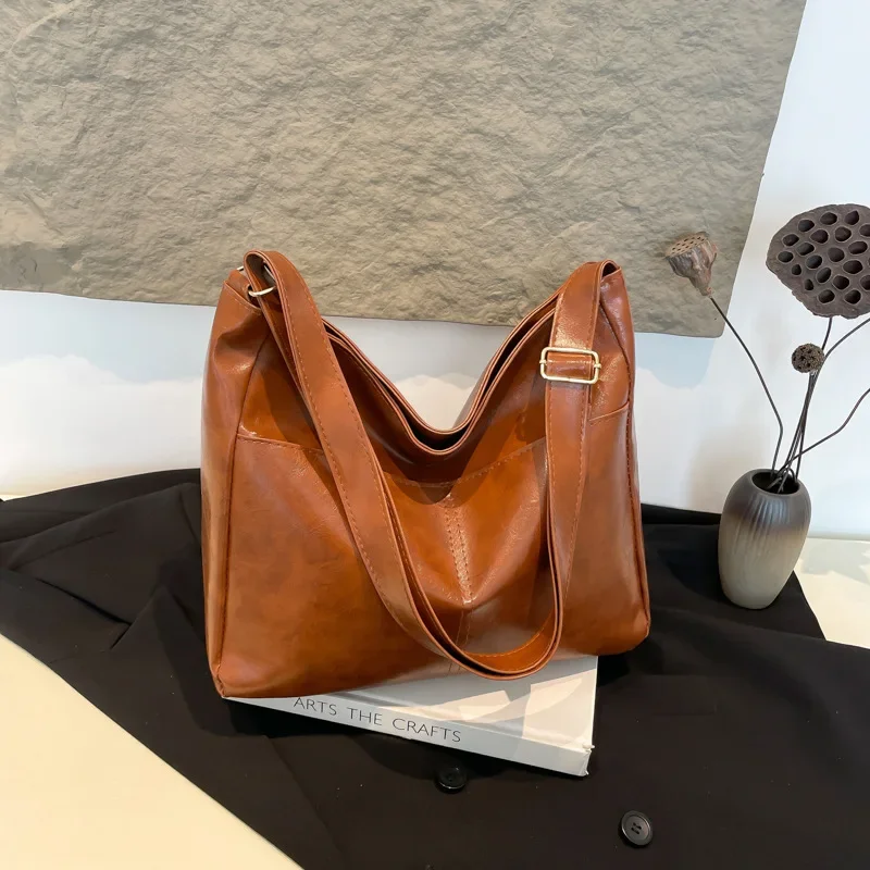

Premium textured soft leather retro bag large capacity versatile tote bag