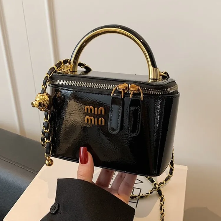 

2025 Autumn Vintage Chain Box Bag, Minimalist Top Handle Purse for Women, Casual Shoulder Tote, Fashion Day-to-Night Bag