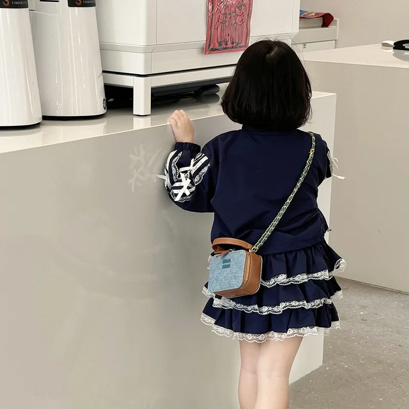 高品質の小香風子供用バッグ、スタイリッシュな女の子用ハンドバッグ、小さな女の子のためのワンショルダーチェーンバッグ