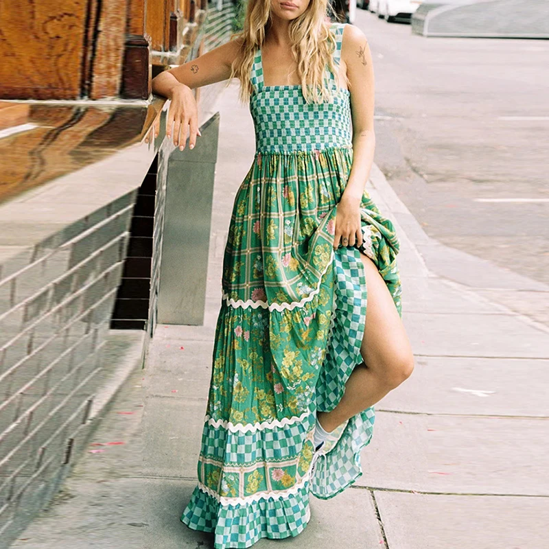 

Женское длинное платье с открытыми плечами, открытой спиной и цветочным принтом