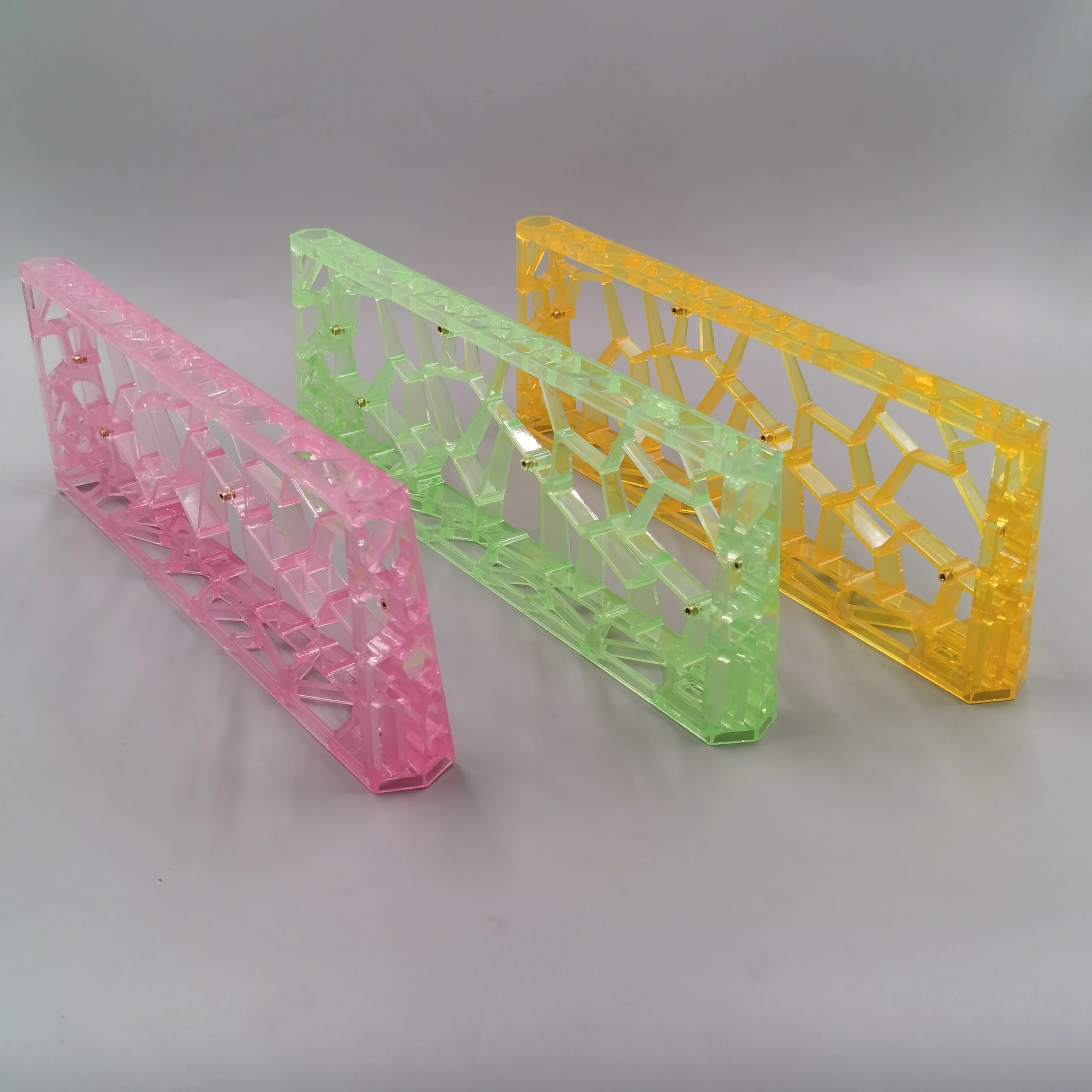 

NEW WW60 Hollow Keyboard Case Transparent GH60 Hole Position MADCATZ Mad60/win60/ Wooting60 Magnetic Axis Keyboard Shell Gifts