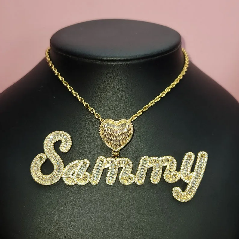 Uwin Baguettecz Heart Bail Custom Brush Cursive Letter Nameplate Necklace Iced Out CZ Numbers Pendant Best Gift Hiphop Jewelry