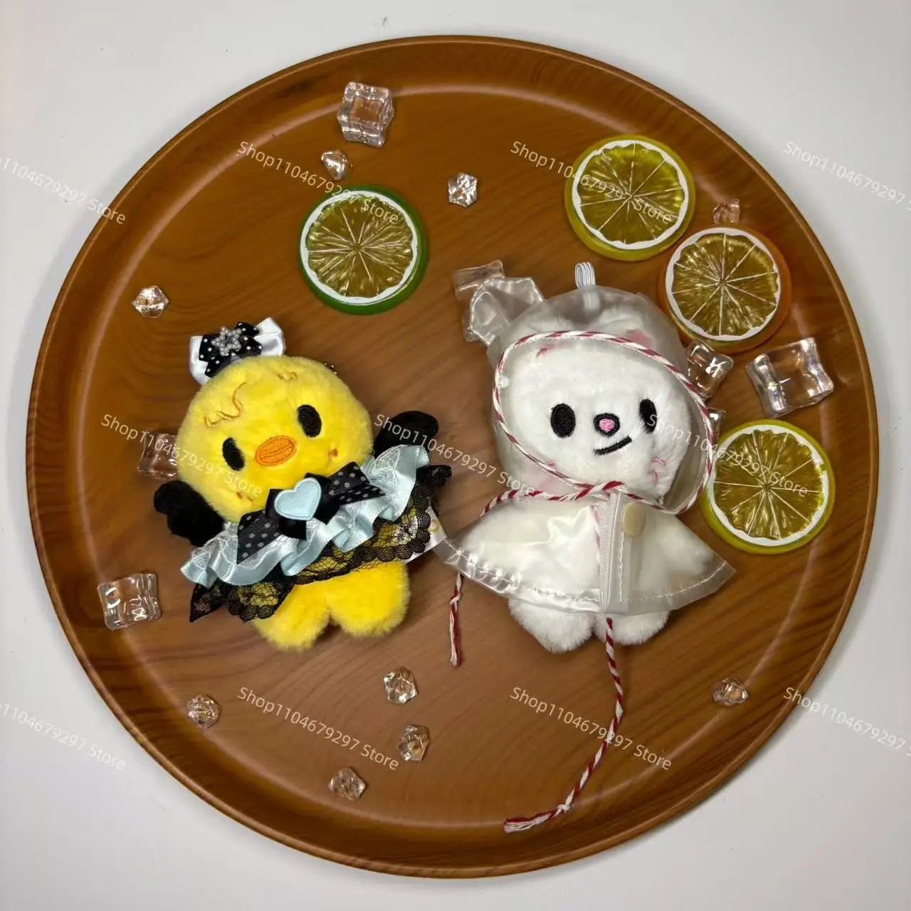 

SKZOO Stray Kids Keychain Blue Black Wave Dot Cute Power Unlimited Cute Hair Clip with Wings Doll Keyring TXT Children's Gift