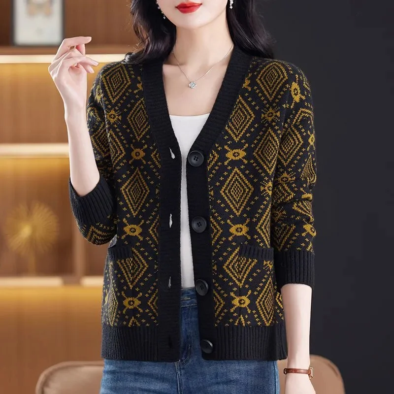 2025Spring Autumn Jacquard Knitted Cardigan Jacket Ladies New Long-Sleeved Short Knitted Sweater Coat Women Loose Knitwear Tops