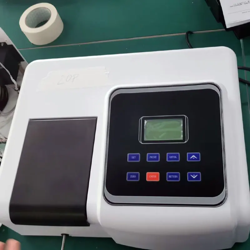 BK-UV1000G 형광 분광 광도계 200-1020nm 파장 단일 빔 실험실 분석용 UV/Vis 장비