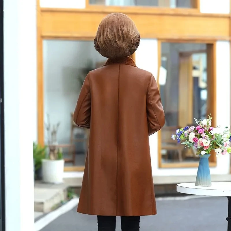 2024 Autumn Leather Coat New Middle-Aged And Elderly Women's Solid Color PU Leather Jacket Mother Trench Long Warm Leather Coat.