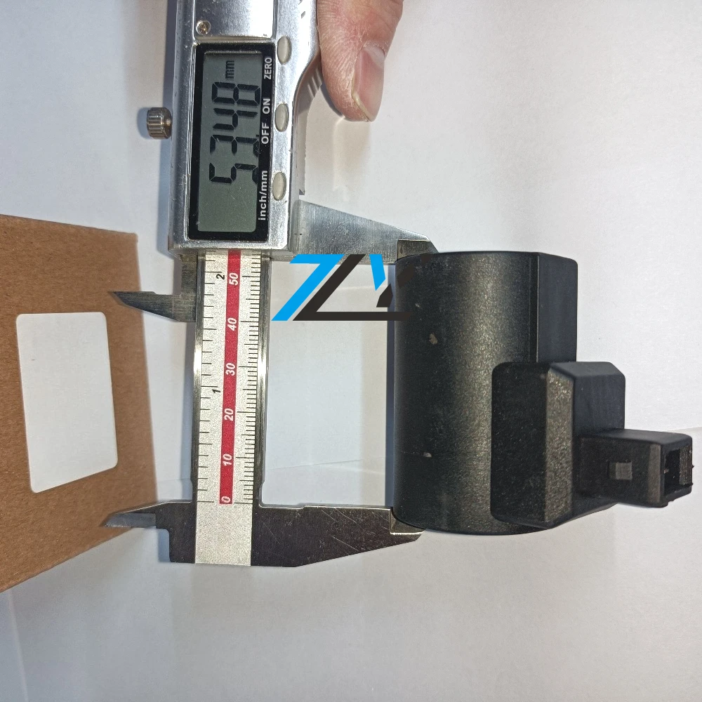 Picture 7: 280239 17W 24V DC Solenoid Valve Coil  Suitable for Excavators Construction Machinery Pilot Solenoid Valve