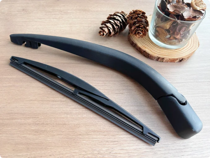 Pour Suzuki Alto 2009 - 2014 balais d'essuie-glace de voiture balai d'essuie-glace arrière et Kit de bras accessoires automobiles