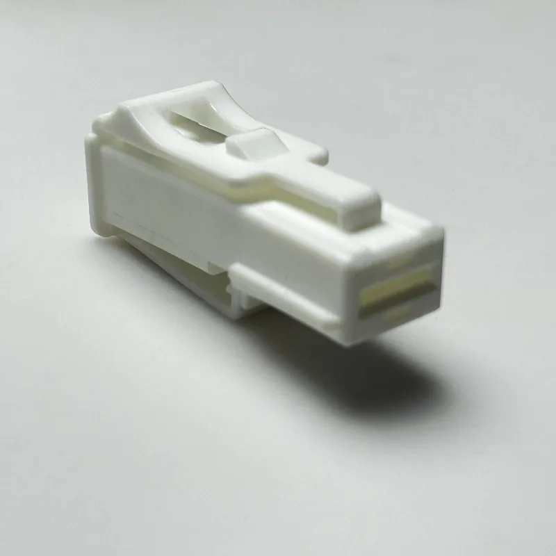 2PCS 2413499-2 Original 1-hole, automotive connector, housing, sheath wiring harness