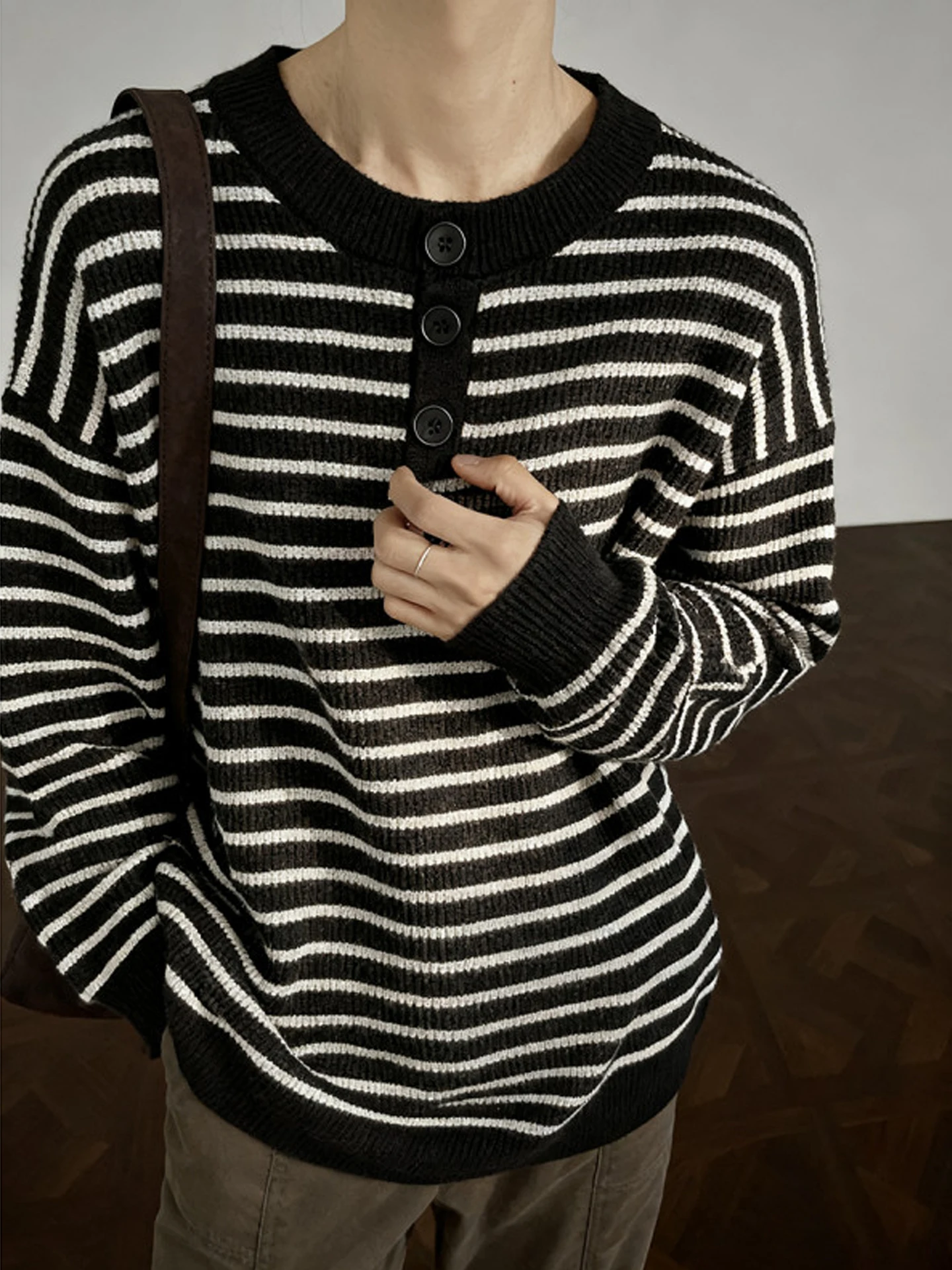 

Men's Autumn Winter Vintage American Sle Striped Knitwear Henry Collar Lazy Faion Inner Wear Base Layer 2025 New Arrival