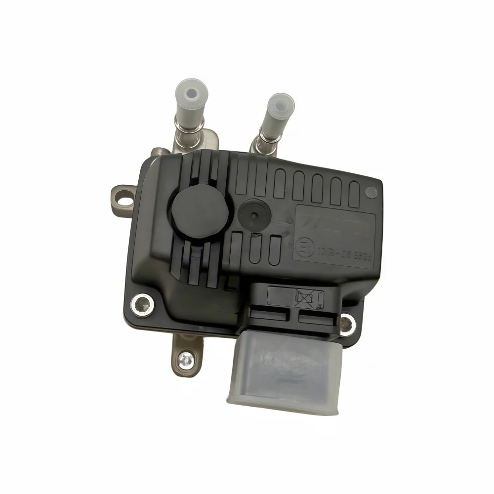 Urea nozzle 2722701  suitable for ScaniaR truckAdblue nozzle 2095566 2238324 2238325