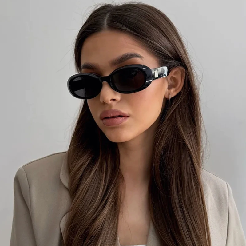 4Pcs Neue Frauen Oval Sonnenbrille Bunte Rahmen Niet Shades UV400 Femlae Punk Stil Sonnenbrille Outdoor Casual Brille Unisex