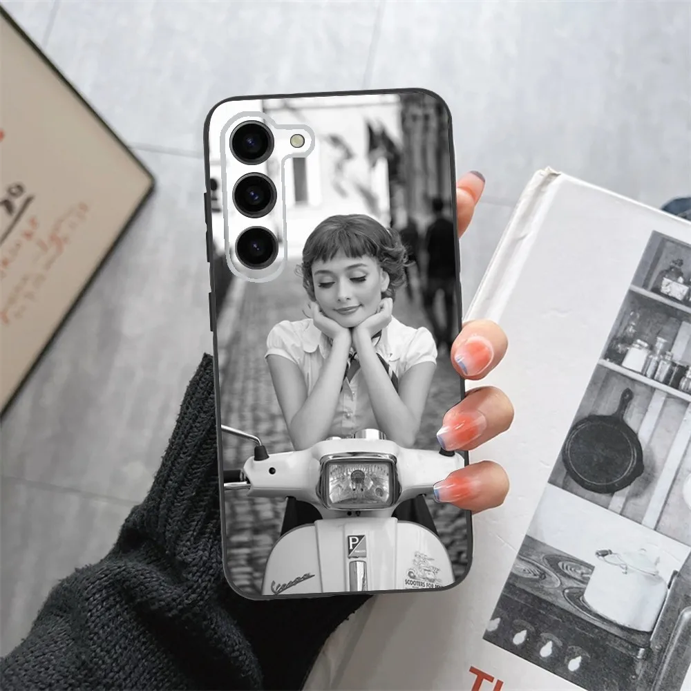 A-Audrey Hepburn   Phone Case For Samsung Galaxy A13,21s,22,31,32,52,53,71,80,91 Black Soft Cover