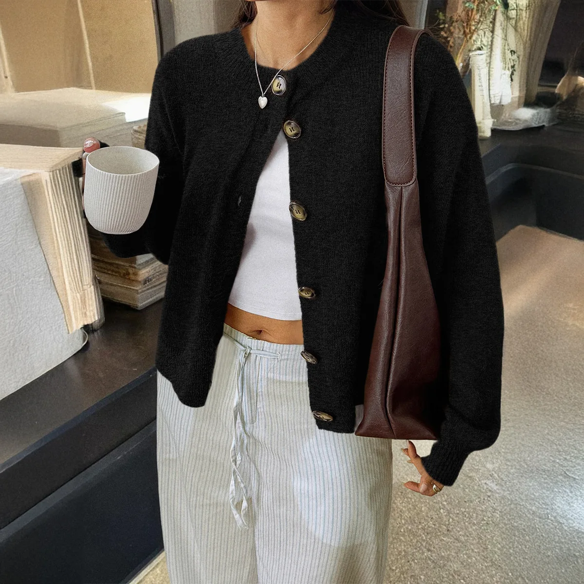 Koszula z długim rękawem, kurtka, sweter damski na wakacje, kolekcja jesień/zima 2025