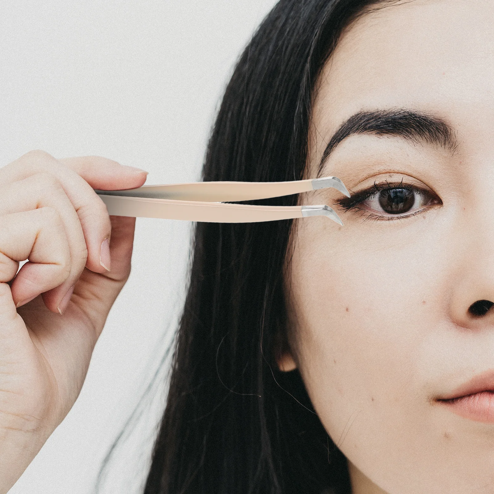 ملاقط الرموش الدقيقة طرف عازمة للرموش الصناعية أداة مكياج متعددة الوظائف لإزالة سهلة الاستخدام باللون البيج #6