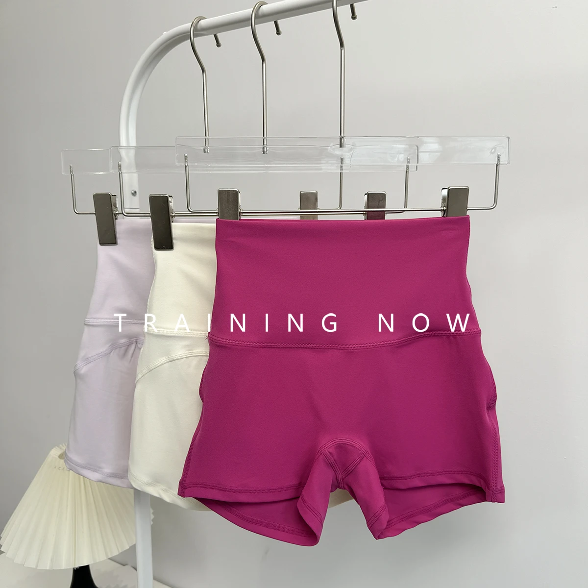 

Летние шорты для йоги для женщин с высокой талией, поднимающие бедра, спортивные велосипедные штаны для бега на улице, тренировочный костюм для пилатеса