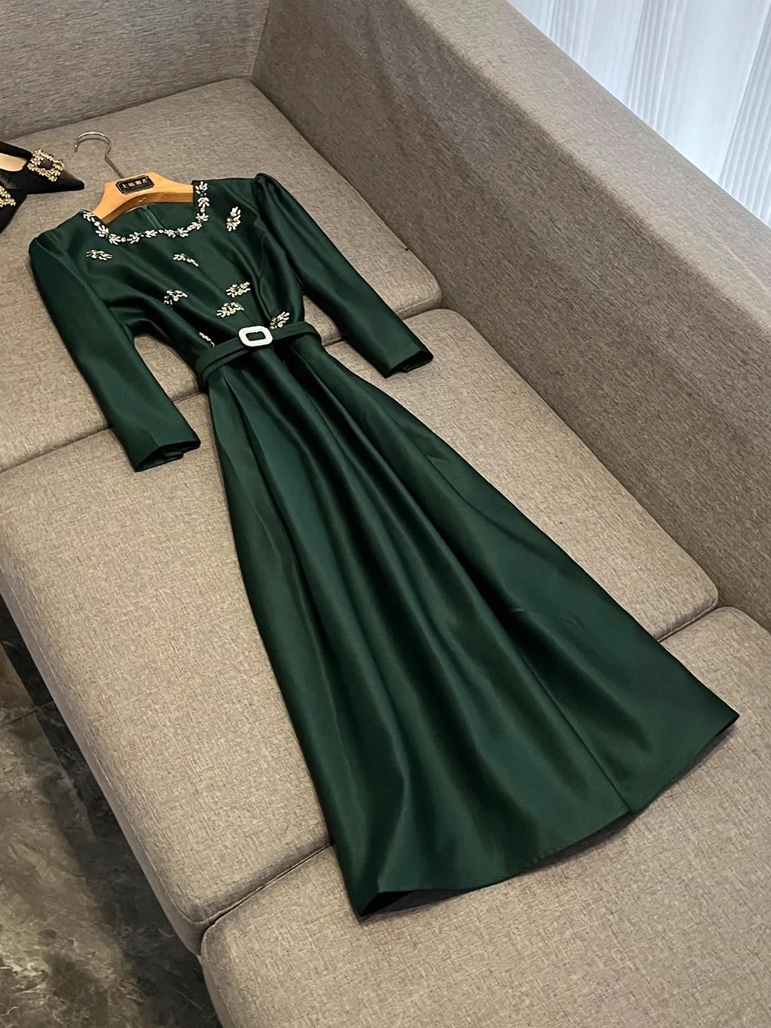 

Retro A-Line Dr Ele round Ne Diamond Embellied 3/4 Sve High Waist Slimming Midi Skirt Single Piece Ci Commute