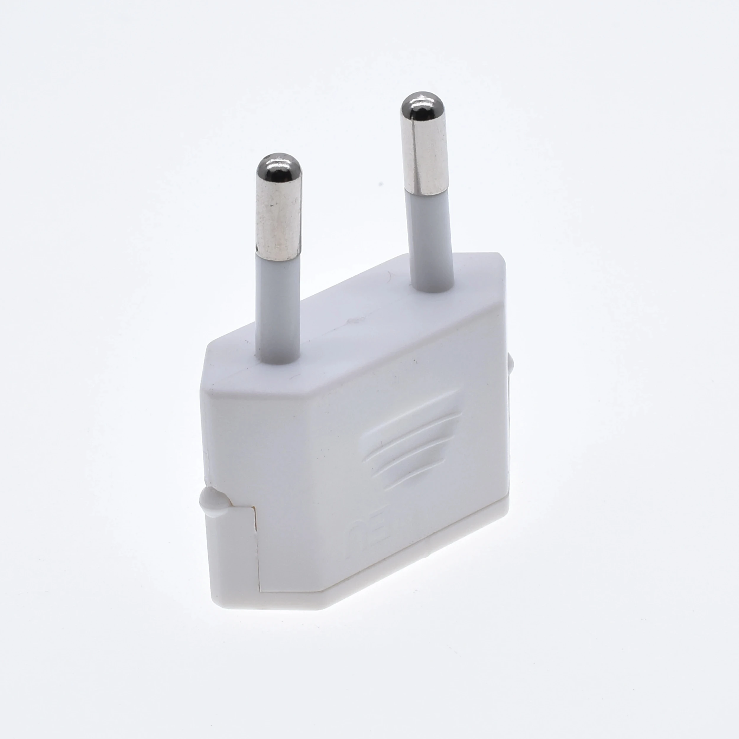 New CN US To EU Plug Adapter 6A AC Converter American China To EU Euro Europe Travel Power Adapter Type C Plug Electrical Socket