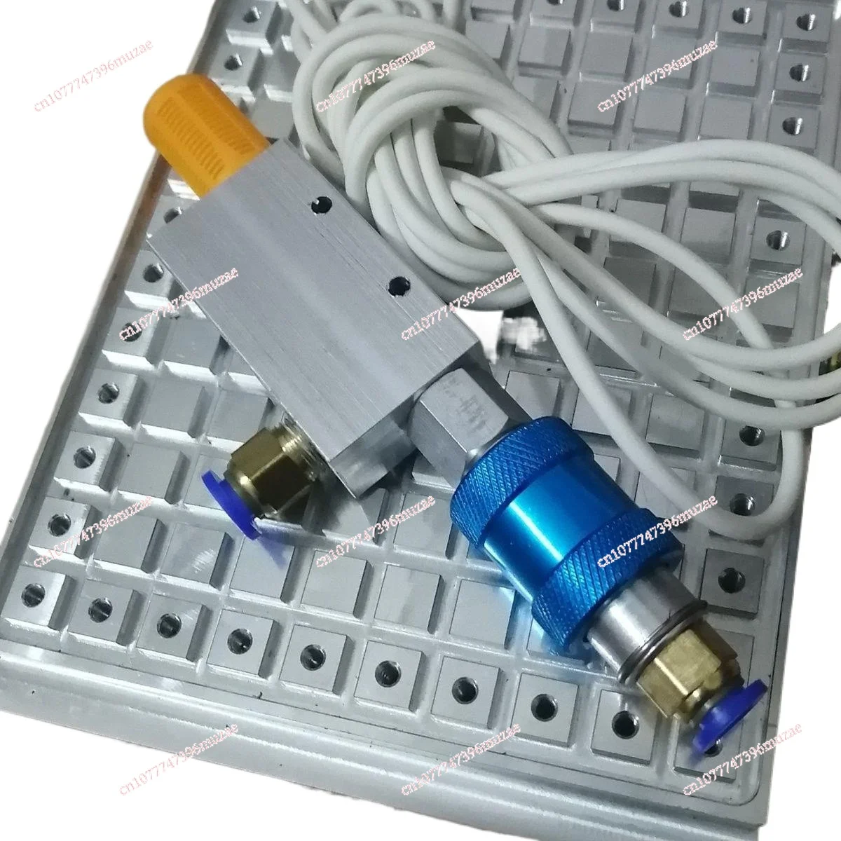 

CNC Aluminum Vacuum Suction Cup To Connect Air Compressor Or Vacuum Pump Without Holes