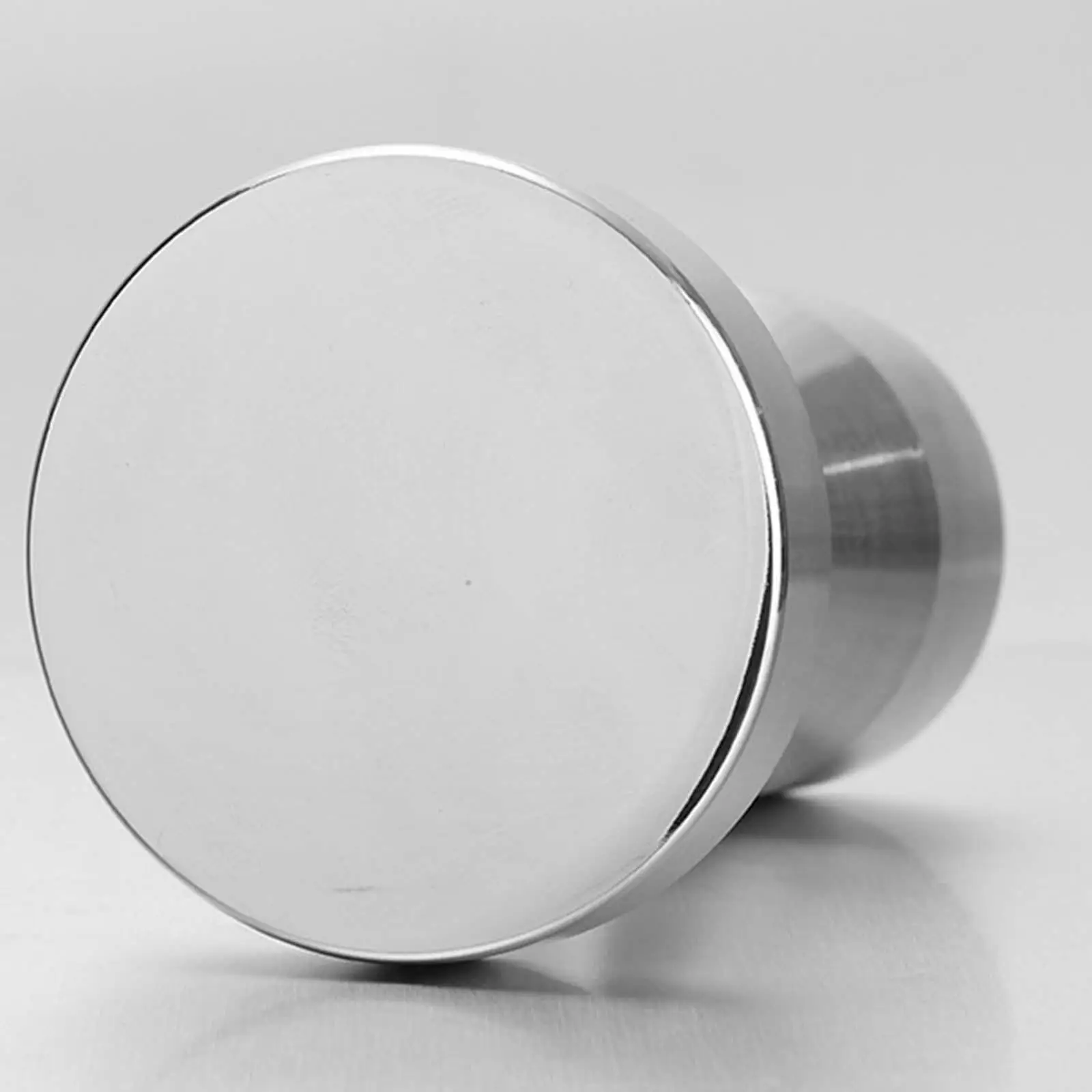 Темпер для кофе премиум-класса: высококачественное плоское основание для бариста и дома