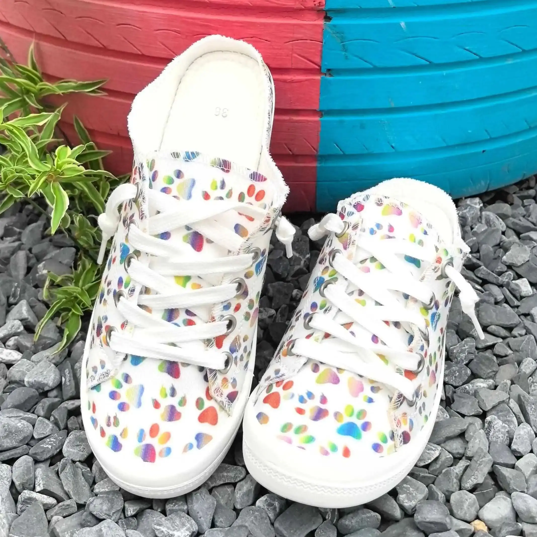 

Женские повседневные тканевые туфли, обувь для ходьбы, удобные слипоны с низким вырезом, на мягкой подошве, дышащие, больших размеров, с красочным принтом, модный подарок.