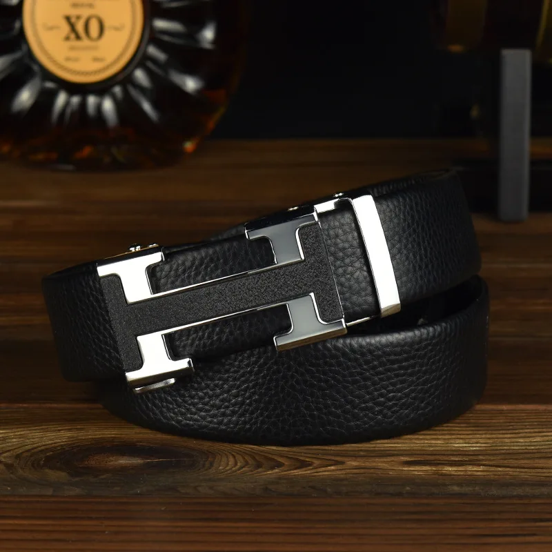 Легкий роскошный модный мужской пояс с автоматической пряжкой и высококачественными кожаными буквами, простой и зрелый мужской ремень