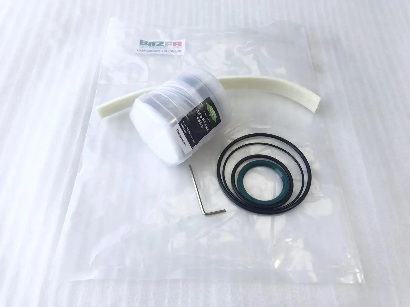 Shaft Seal 37403604 with Axtra Oil Seal for Bitzer 4nfcy 4pfcy 4tfcy 4ufcy Compressor