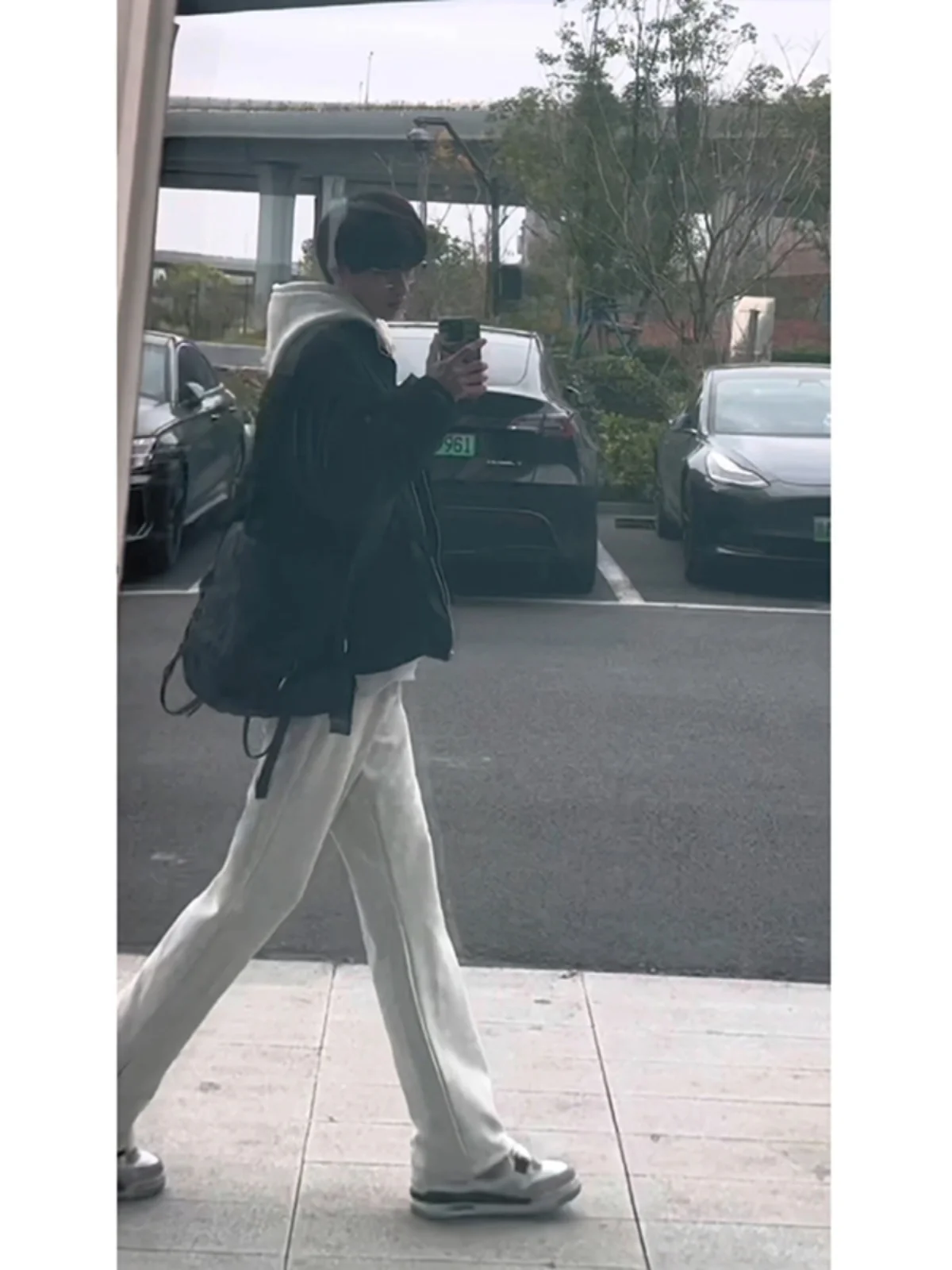 

Мужские брюки-клеш в стиле американского хип-хопа с флисовой подкладкой, осенне-зимние повседневные брюки для старшеклассников, молодежные, энергичные, стильные