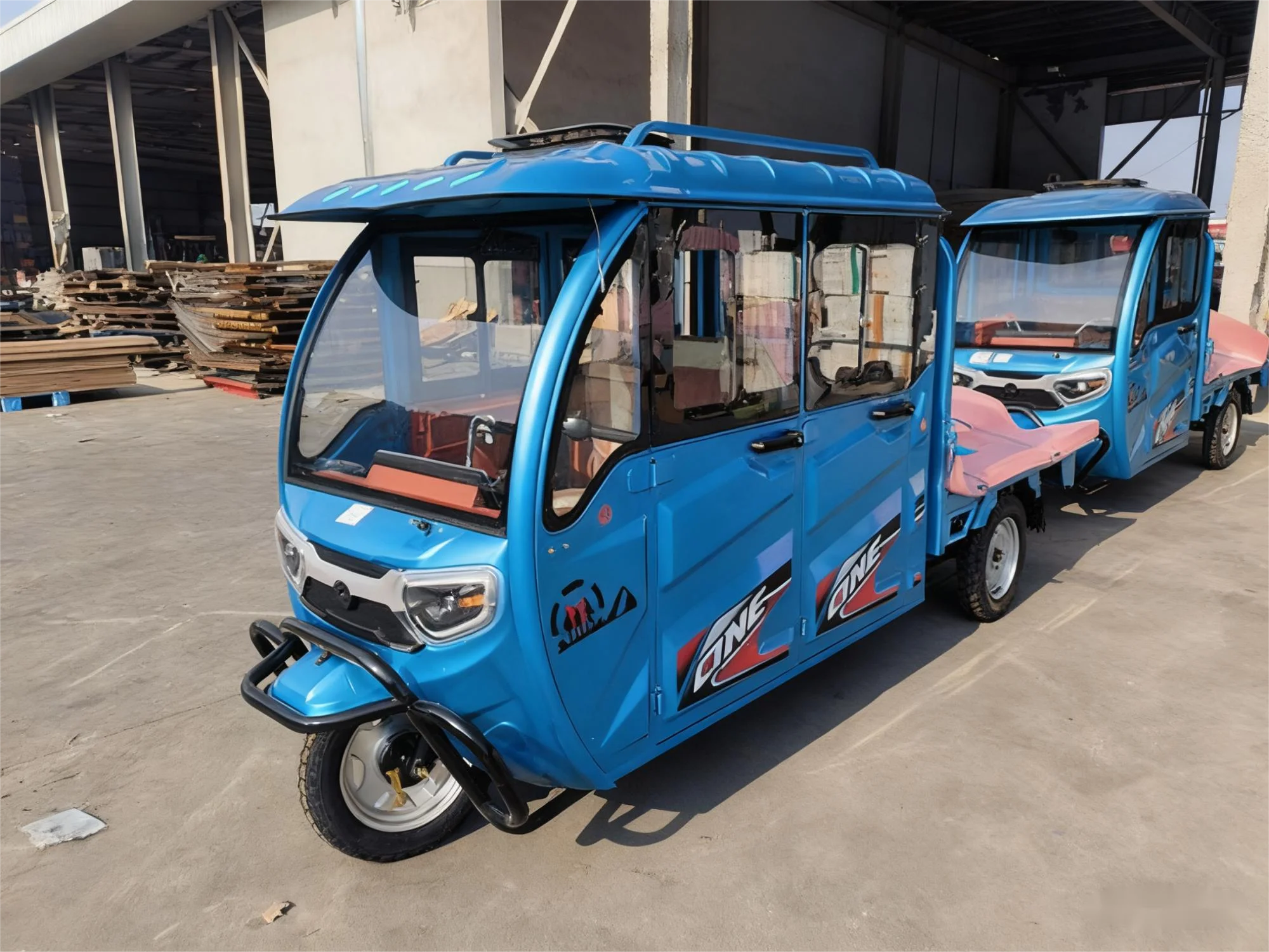 Electric Motorized Cargo Tricycles Wholesale Price 3 Wheels Brushless Motor 60V Electric Motorcycle 1000w with Cabin Trike