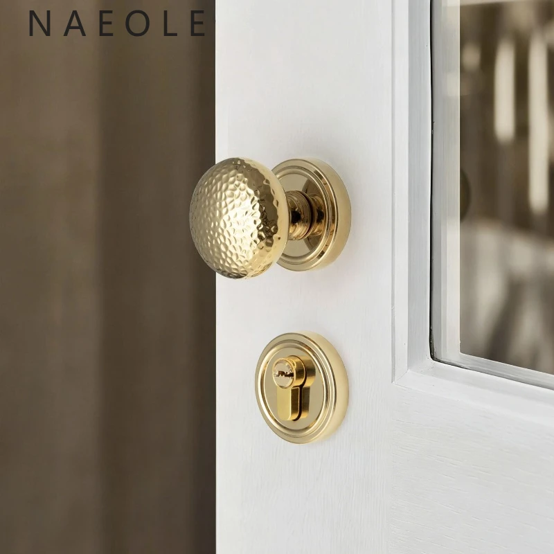Round Magnetic Silent Door Lock, Wooden Door Handle, Split Privacy Handle, Gold Finish, Reversible for Bedroom and Bathroom