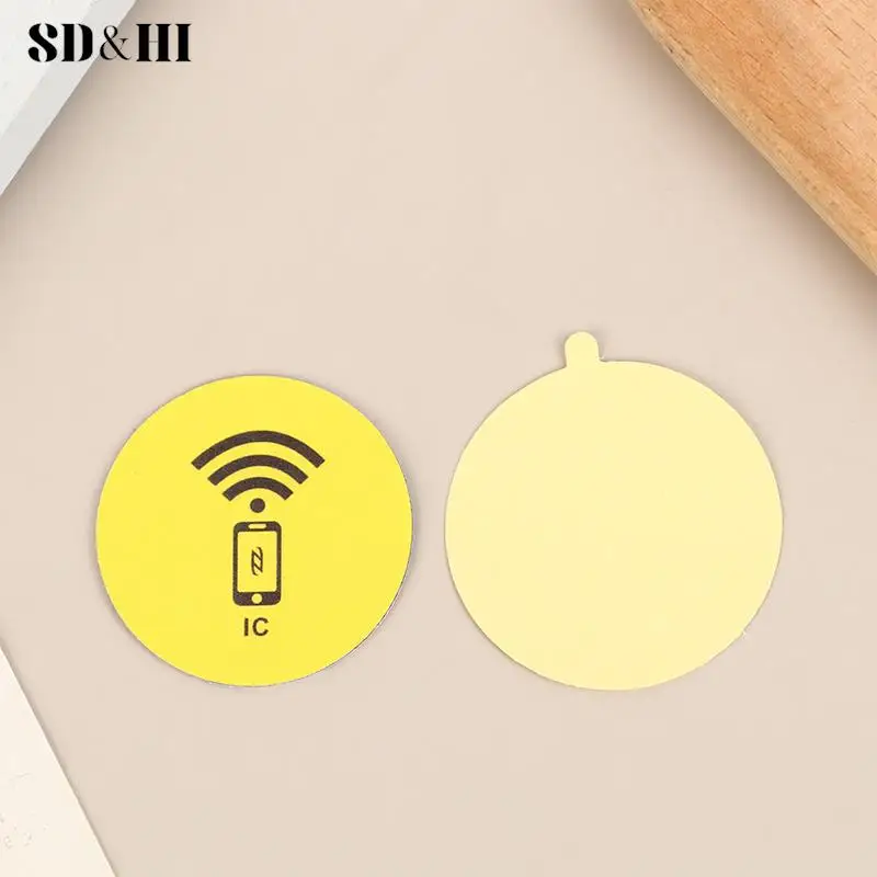 1pc RFID 125KHz T5577 Rewritable Sticker Key Tag Anti-Metal Interference Tag Rewritable Key Token Tag Card Copy Phone Sticker