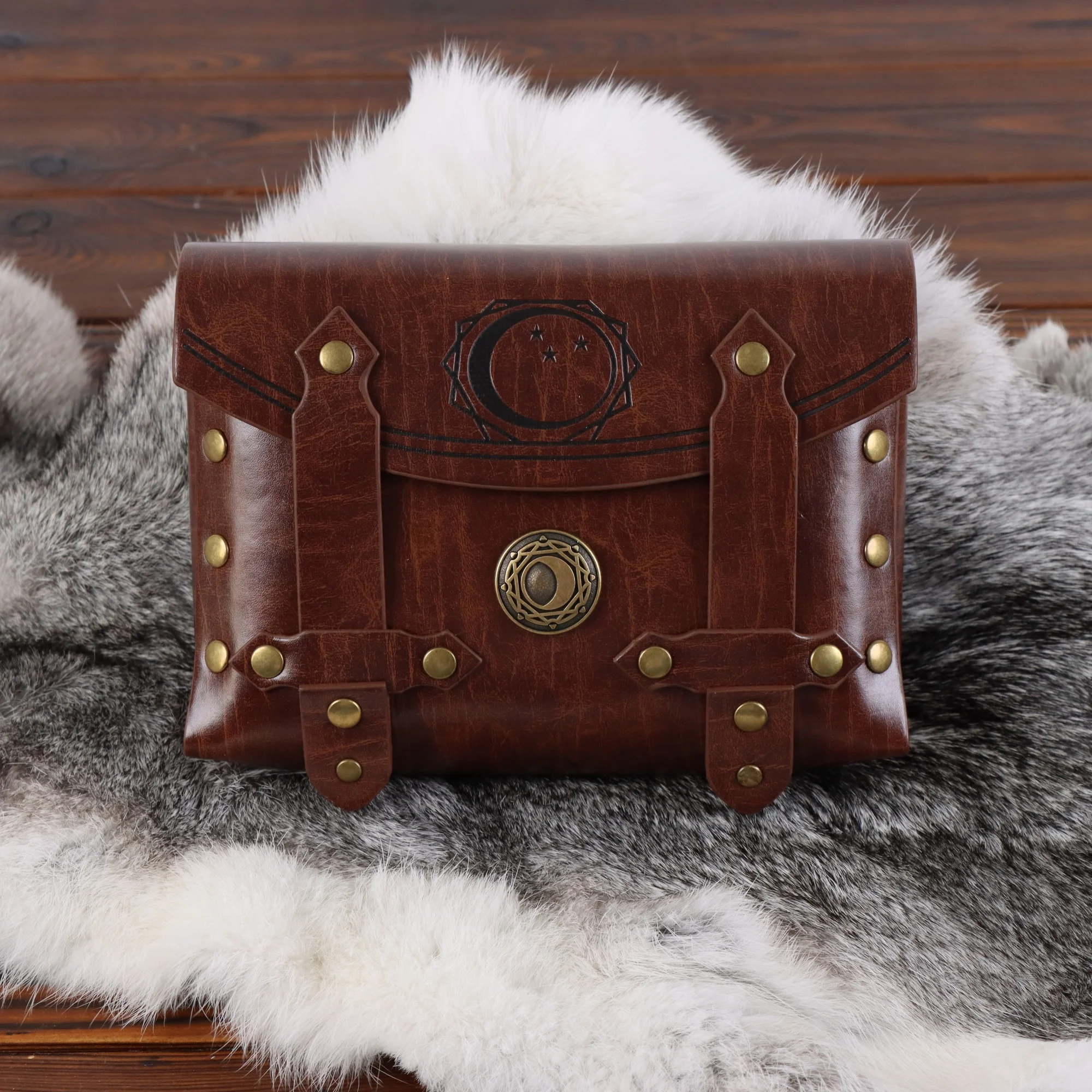 UYEE Viking Knight Retro Waist Bag Golden Rivets Renaissance Stage Performance Waist Bag Belt Accessories