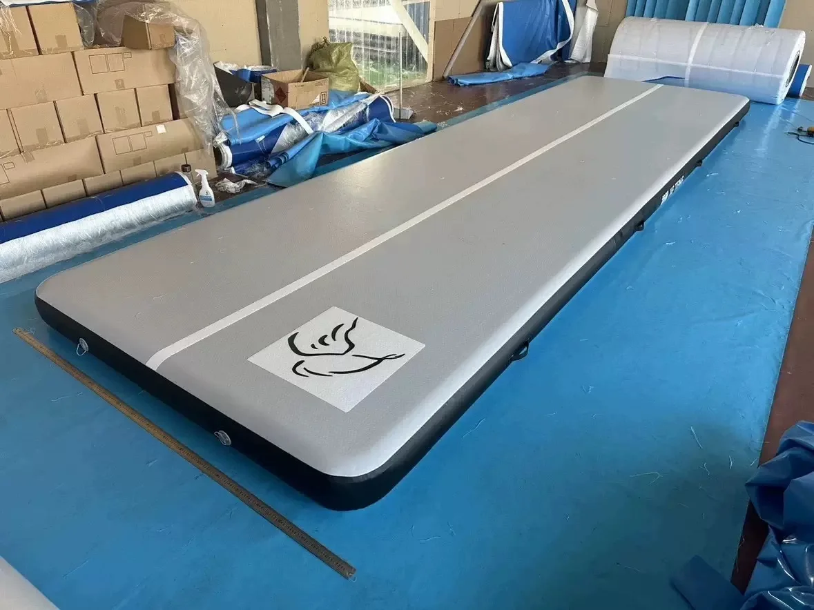 HIBADOU Air Track Tumble Track Tumbling Mat 8x2m 9x2m 10x2m 8 inch Opblaasbare vloermatten Gymnastiek Luchtmat met elektrische pomp