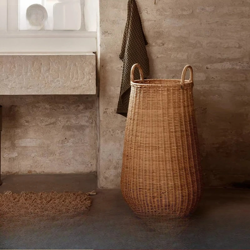 

Handheld woven basket, rattan storage basket, bathroom laundry basket