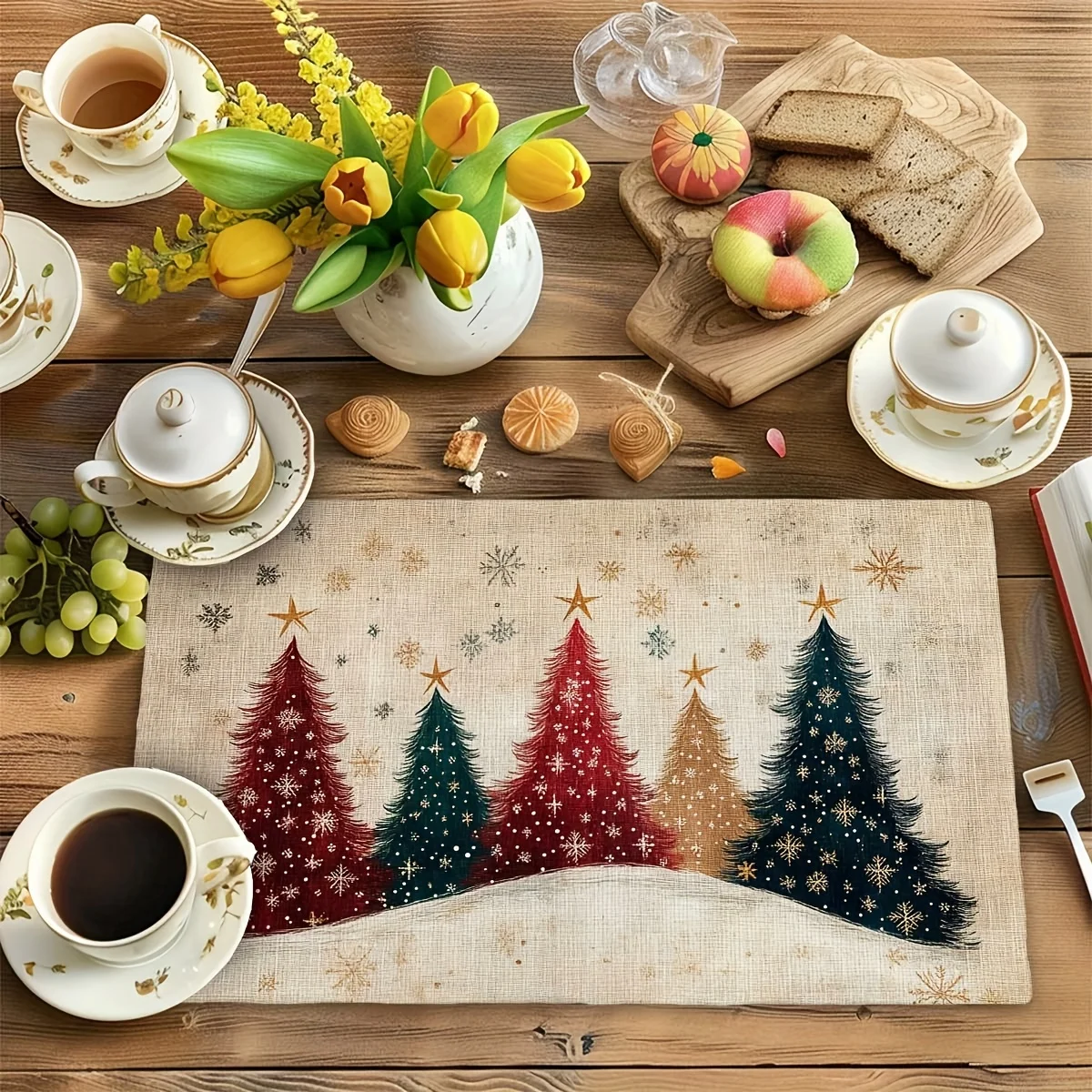 VIKAMA 4/6/8/10-Piece Christmas Placemats Christmas Tree Holiday Party Decorative Table Mats Coasters Home Decor