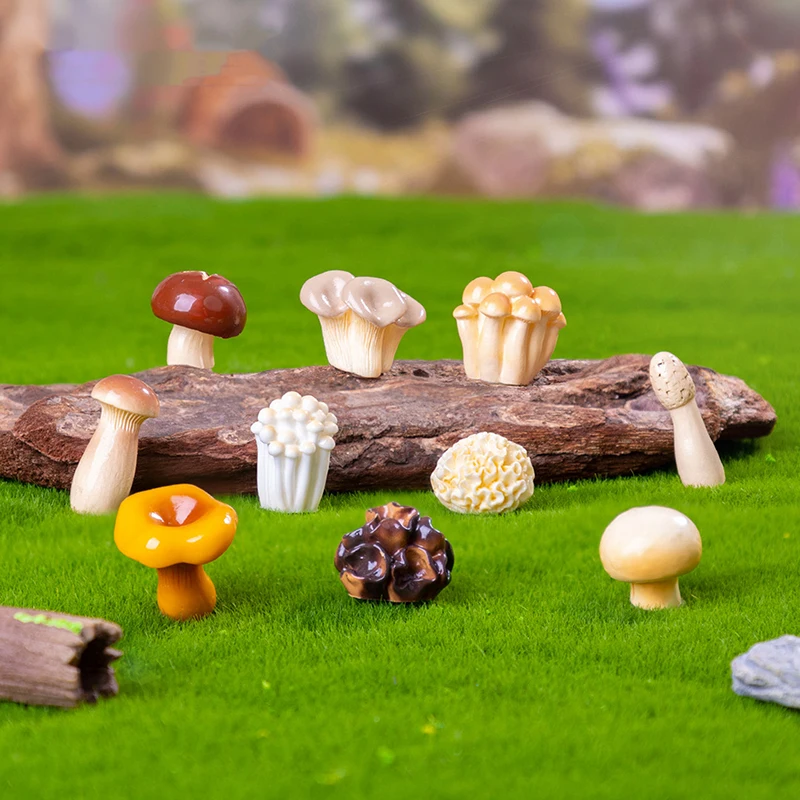 Small Mushroom Color Resin Ornament Micro Landscape Figurines Miniatures Cute Animals Micro Landscape Ornaments Decorations