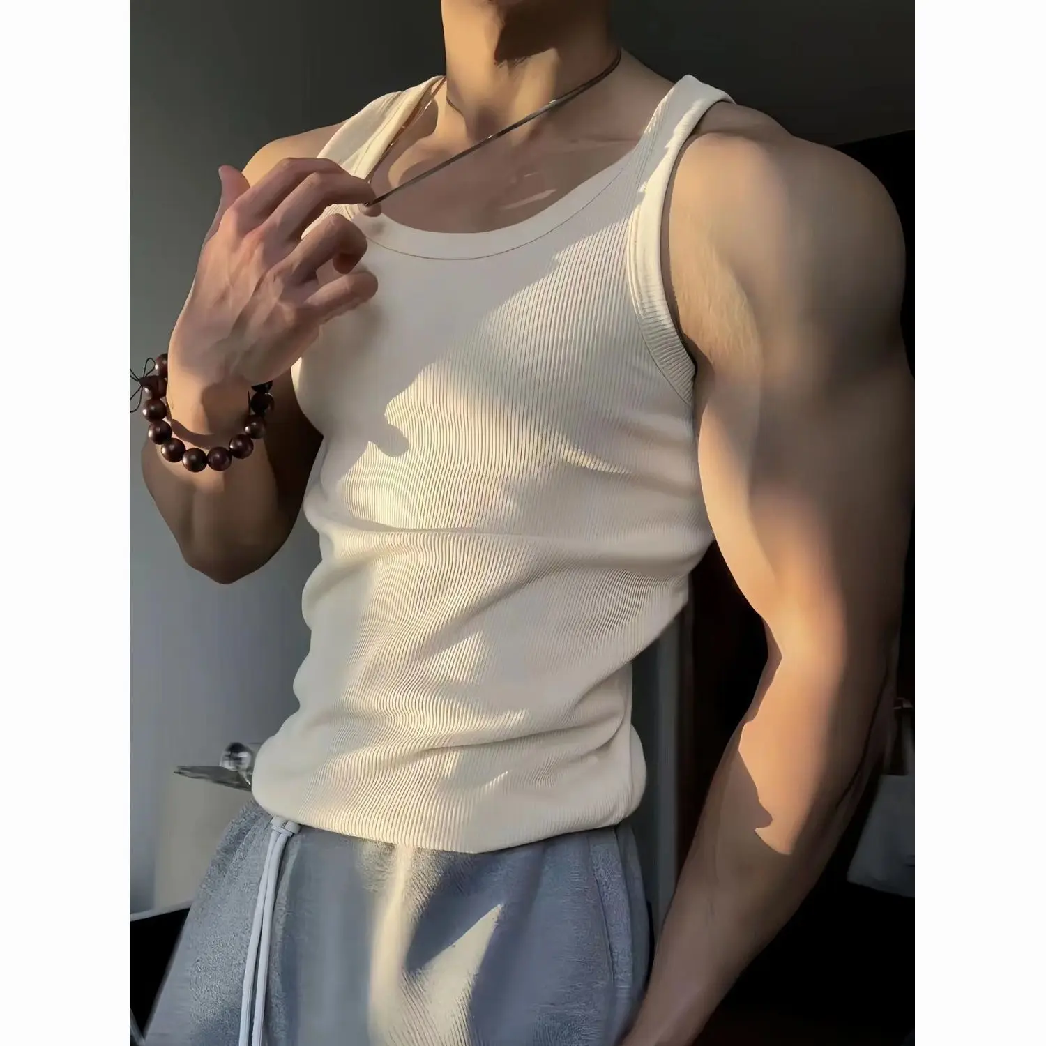 

Men's Summer - ready Quick - dry Sleeveless Fitness Vest with Stylish Ribbed Texture for Active Lifestyles