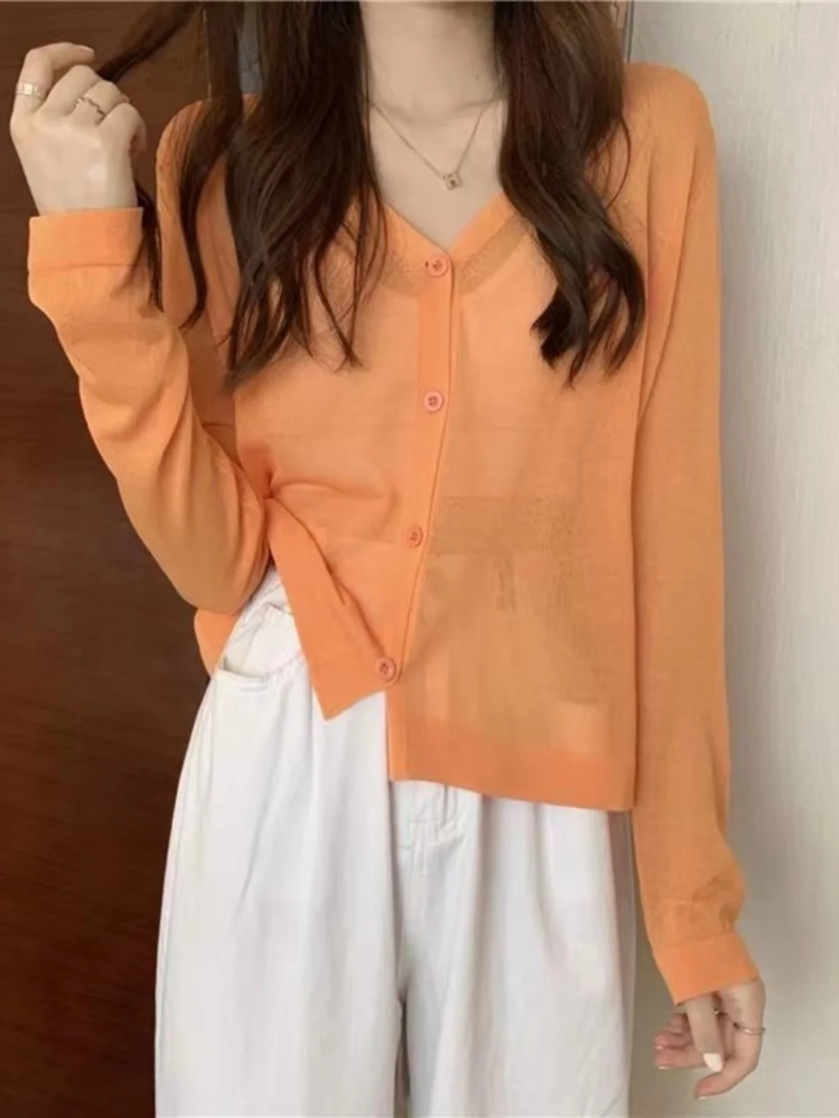 

Women's Loose Long Sve Knitted Cardigan Summer New Sle Vintage Gentle Wind Sun Protection Outerwear V-ne Button Design