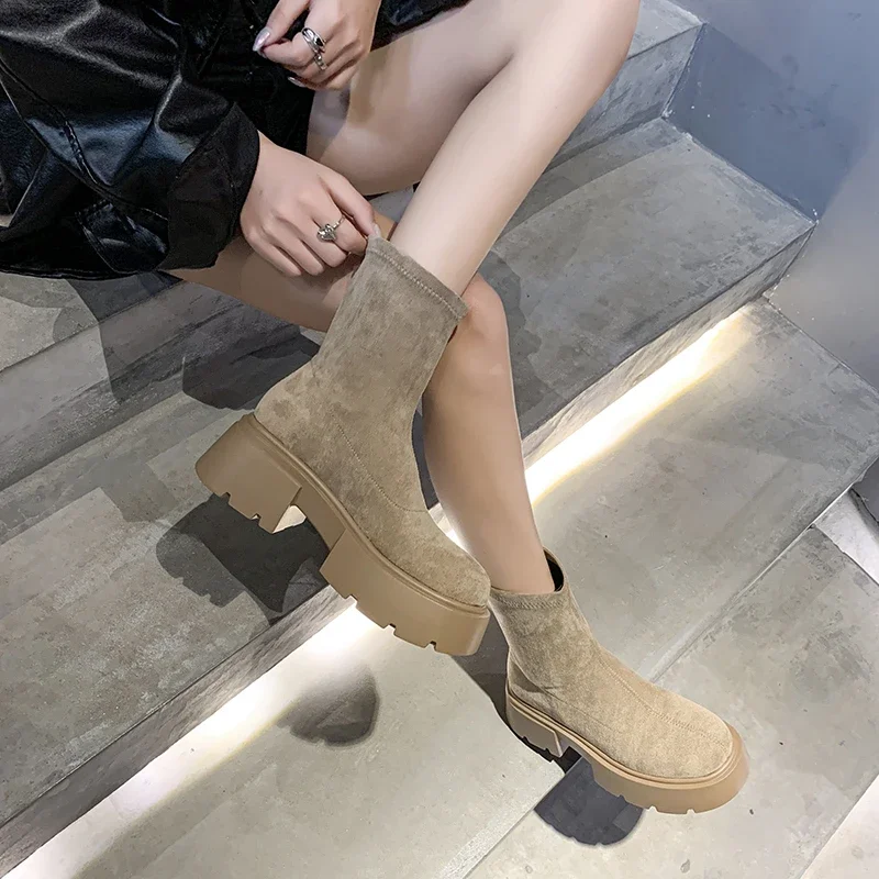 White Ankle Boots Shoes Boots-Women Luxury Designer Low Rock Summer Ladies 2024 Fashion Retro Flock Shoes Boots Lu