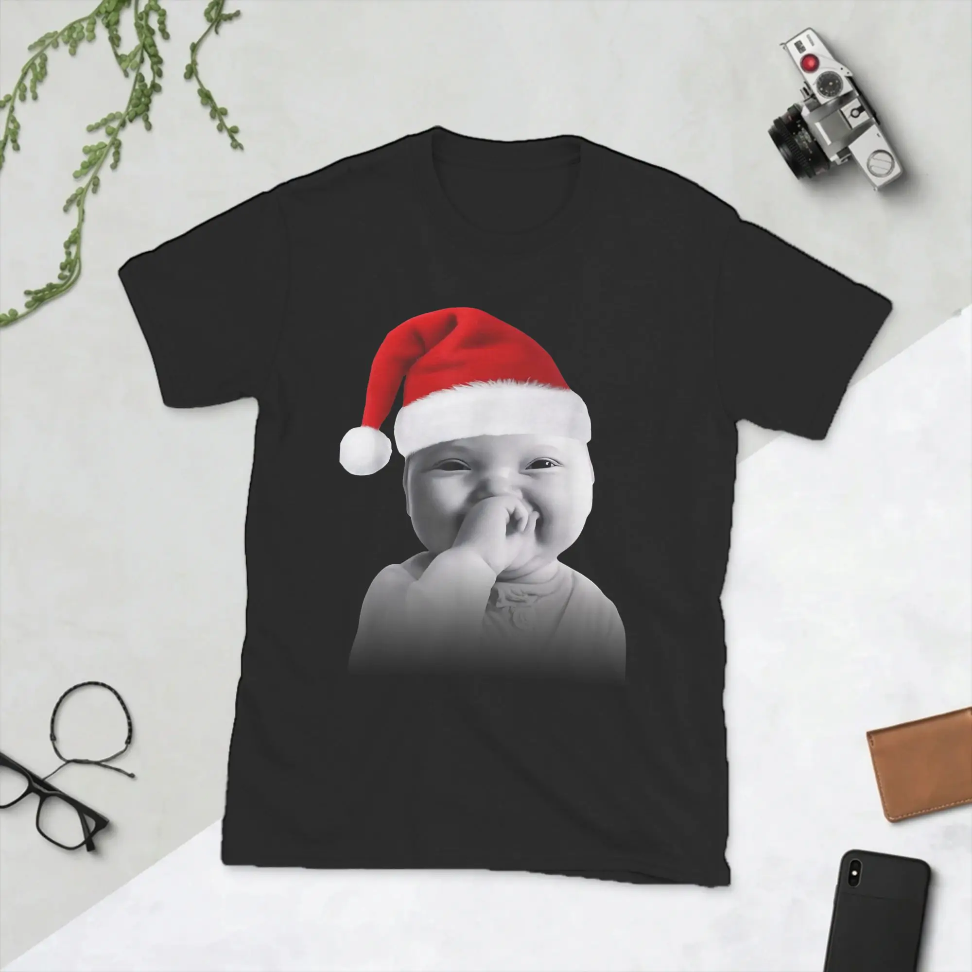 Unique Ai Baby Holding Laugh Christmas T-Shirts for Men Crewneck Cotton T Shirt  Short Sleeve Tee Shirt 6XL Tops