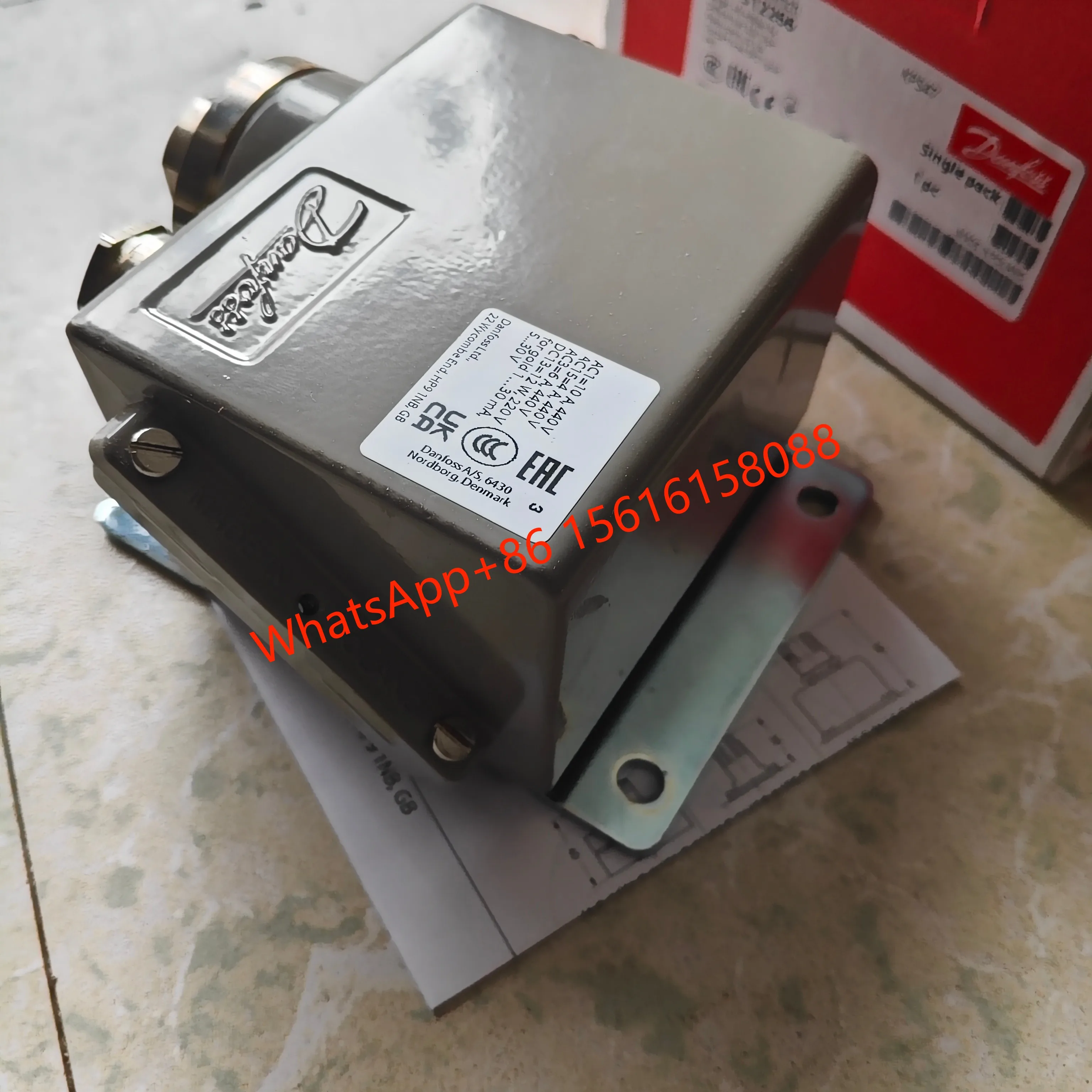 Danfoss KPS47 pressure switch 060-312266 Danfoss pressure controller