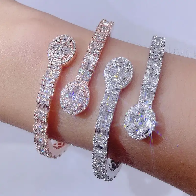 2026 New Geometric Oval Shaped Engraved Zirconia Cross Full Band Iced Out Bling Square CZ Women Bangle 7