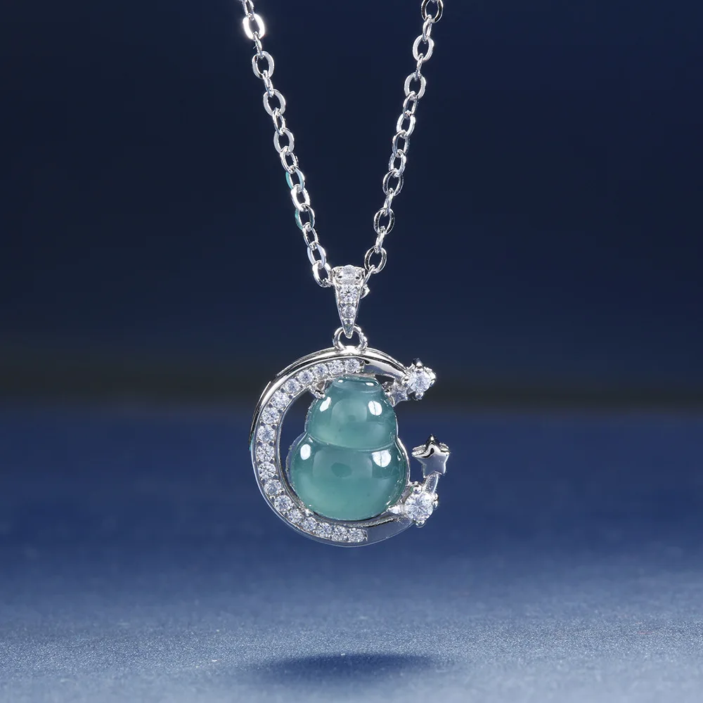 

Natural Blue Water Jade Gourd Fulu Pendant 18K Gold White Gold Exquisite Fashion Platinum PT950 Diamond Accessory Necklace