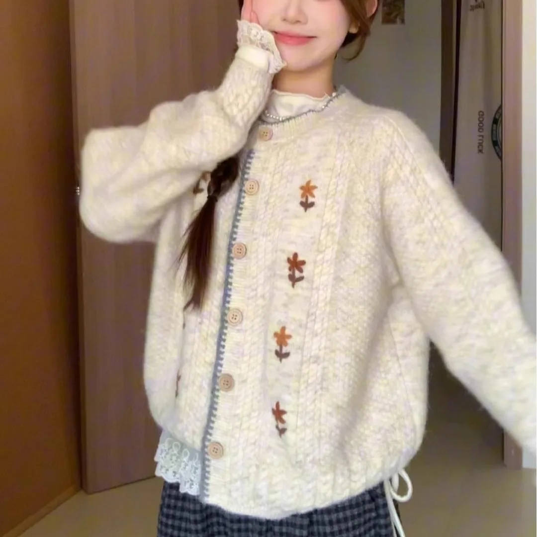 

2025 Autumn Winter Soft Round Neck Floral Knitted Cardigan Sweater Coat for Women